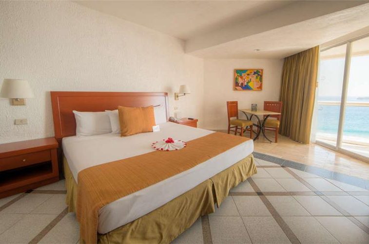 Hotel Park Royal Ixtapa Cuartos. Habitación Estándar con vista al mar. Disfruta de la vista al mar y de increíbles atardeceres desde la comodidad de tu habitación en el Park Royal Ixtapa