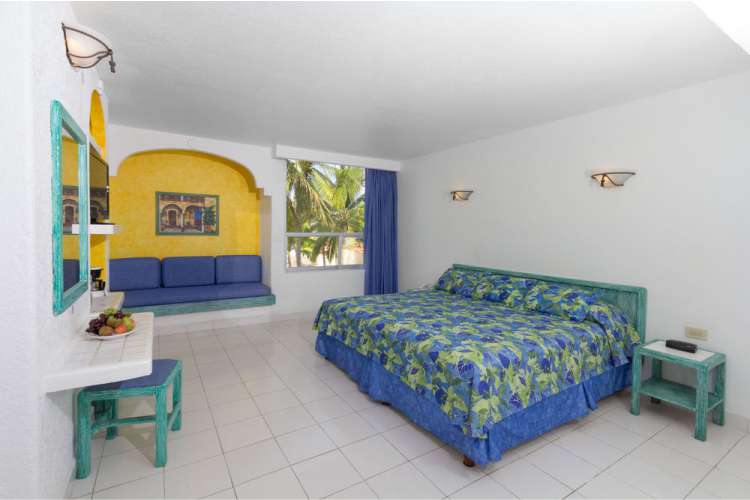 Hotel Posada Real Ixtapa Cuartos, pregunta por nuestros paquetes Todo Incluido para tus próximas vacaciones en Ixtapa Zihuatanejo, el Hotel Posada Real Ixtapa es un hotel económico en la Zona Hotelera I de Ixtapa